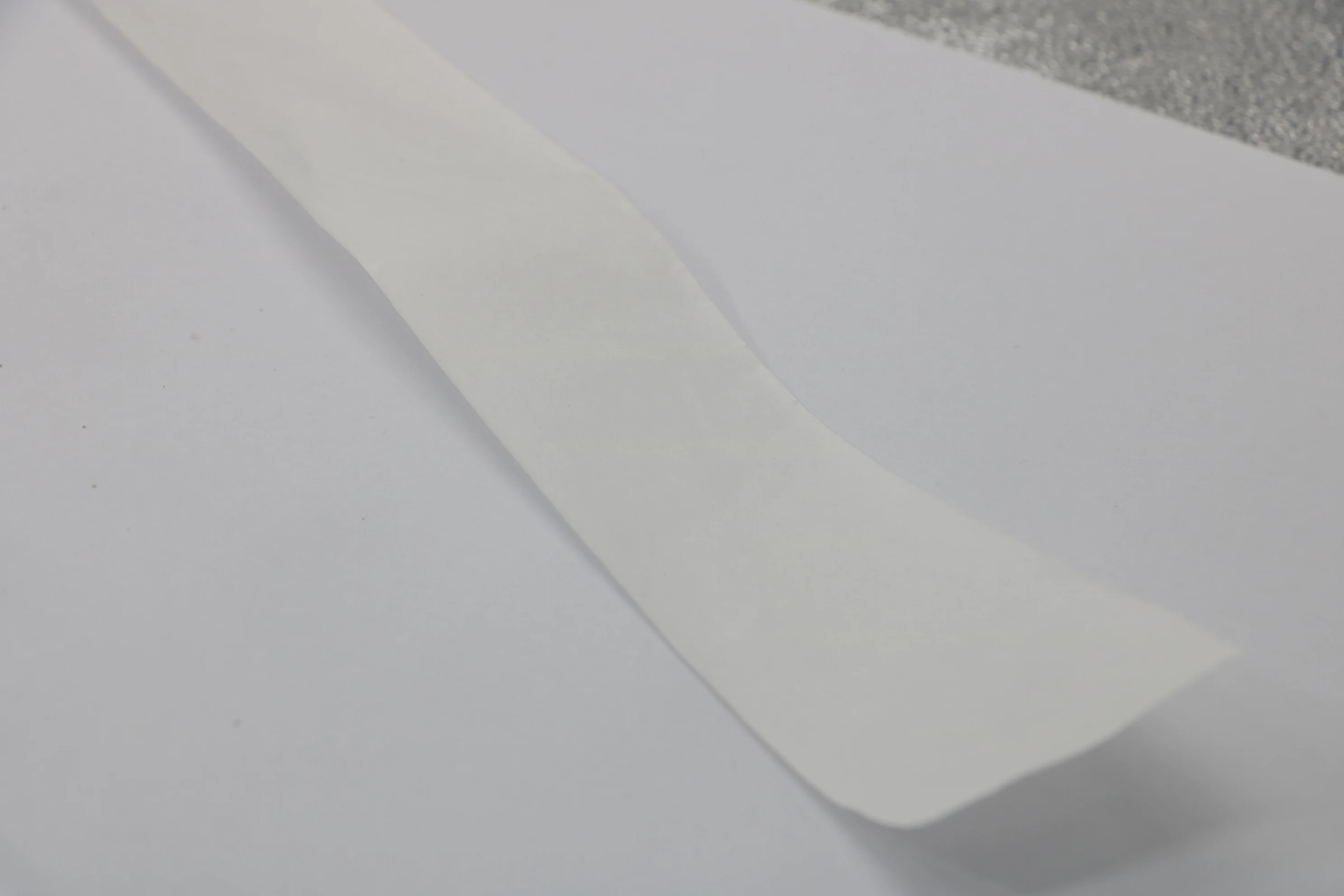 
 Китайский производитель, сырье, односторонняя Крафтовая односторонняя бумага для гигиенических салфеток, съемная бумага с силиконовым покрытием  