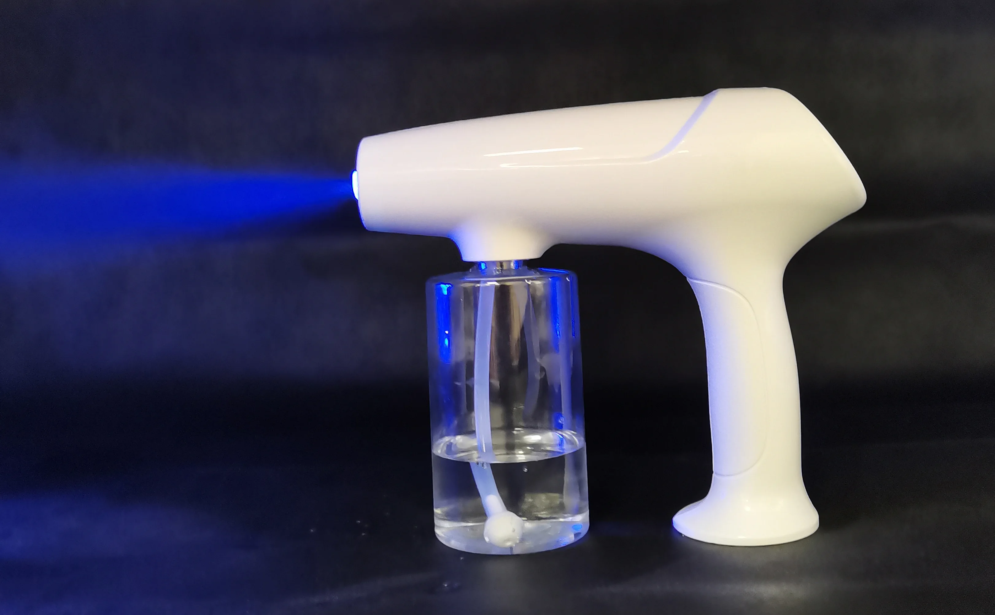 Wireless Alcoholic Sanitizing Sprayer Fogging Machine Disinfectant Atomizer UV Blue Light F8 Nano Mist Sanitization Gun