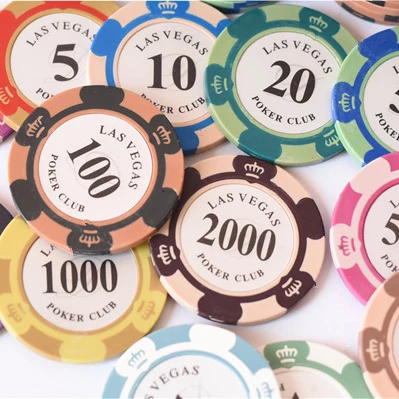 Недорогой Игровой Набор для покера, 500 шт. цветных чипов, глиняный набор чипов для покера для казино