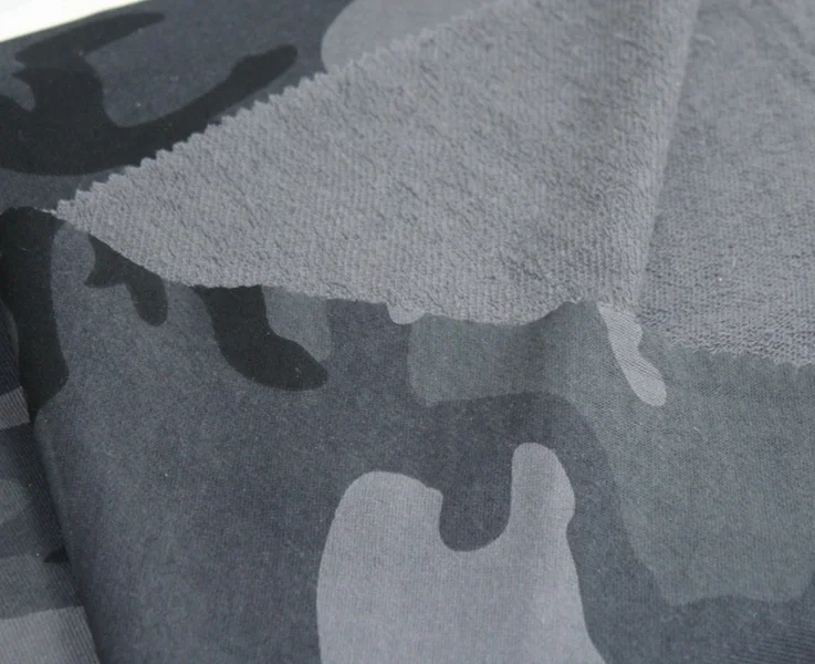 
 Высококачественная популярная флисовая ткань из полиэстера и хлопка с камуфляжным принтом  