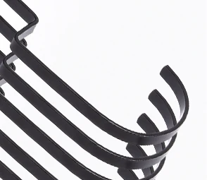 
Роскошный Новый стиль бутик прочная нескользящая черная деревянная вешалка для одежды с логотипом 