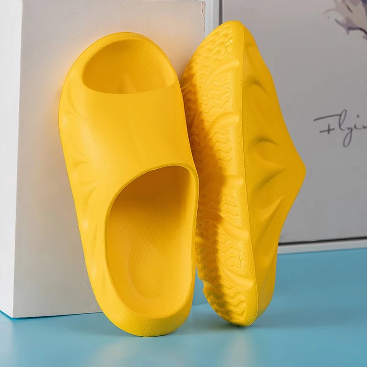 
 Оптовая продажа; Летние сандалии на плоской подошве с открытым носком и на платформе; EVA; Детские домашние шлепанцы; 2021 логотип на заказ  