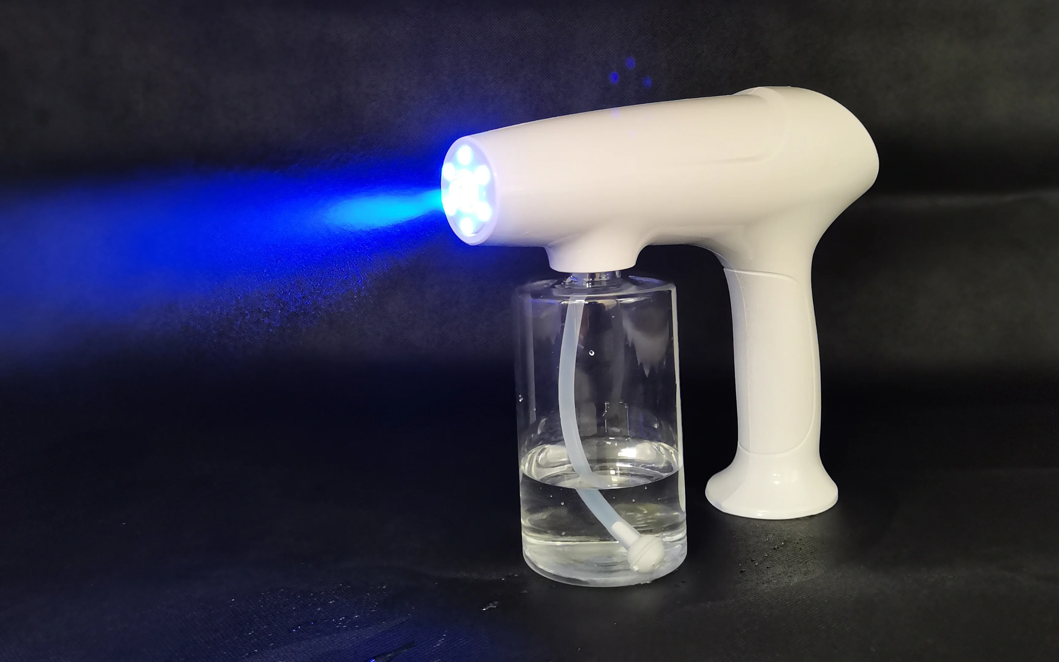 Wireless Alcoholic Sanitizing Sprayer Fogging Machine Disinfectant Atomizer UV Blue Light F8 Nano Mist Sanitization Gun