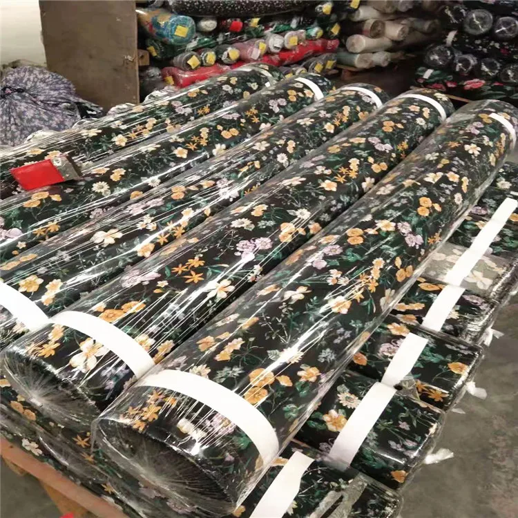 В наличии лот или свежий заказ искусственный шелк для женщин горячий дизайн искусственный шелк печатные фабрики ткани в текстильном городе Keqiao