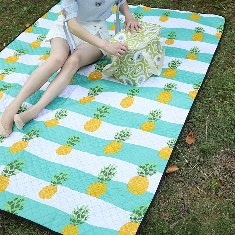 
Стеганое одеяло для пикника, большой плед с алюминиевым покрытием, пригодный для переработки, водонепроницаемый, для улицы и пляжа, образец бесплатно 