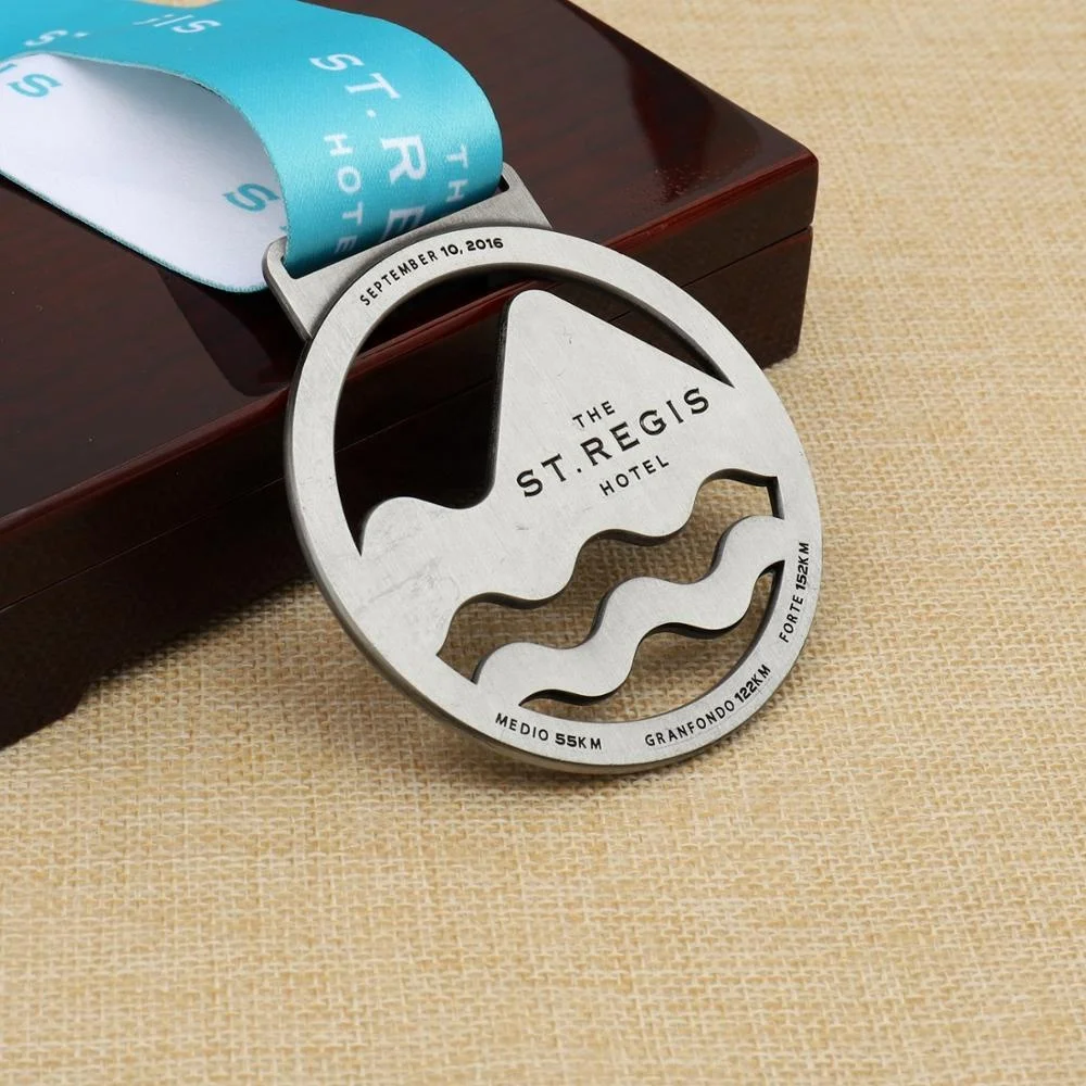 
Высококачественная Золотая награда «полумарафон» на заказ, спортивная медаль для бега 