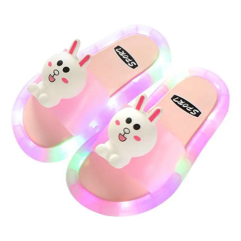 2021 г., оптовая продажа, недорогие удобные детские босоножки в виде единорога со светодиодной подсветкой, сандалии для душа, легкие Тапочки