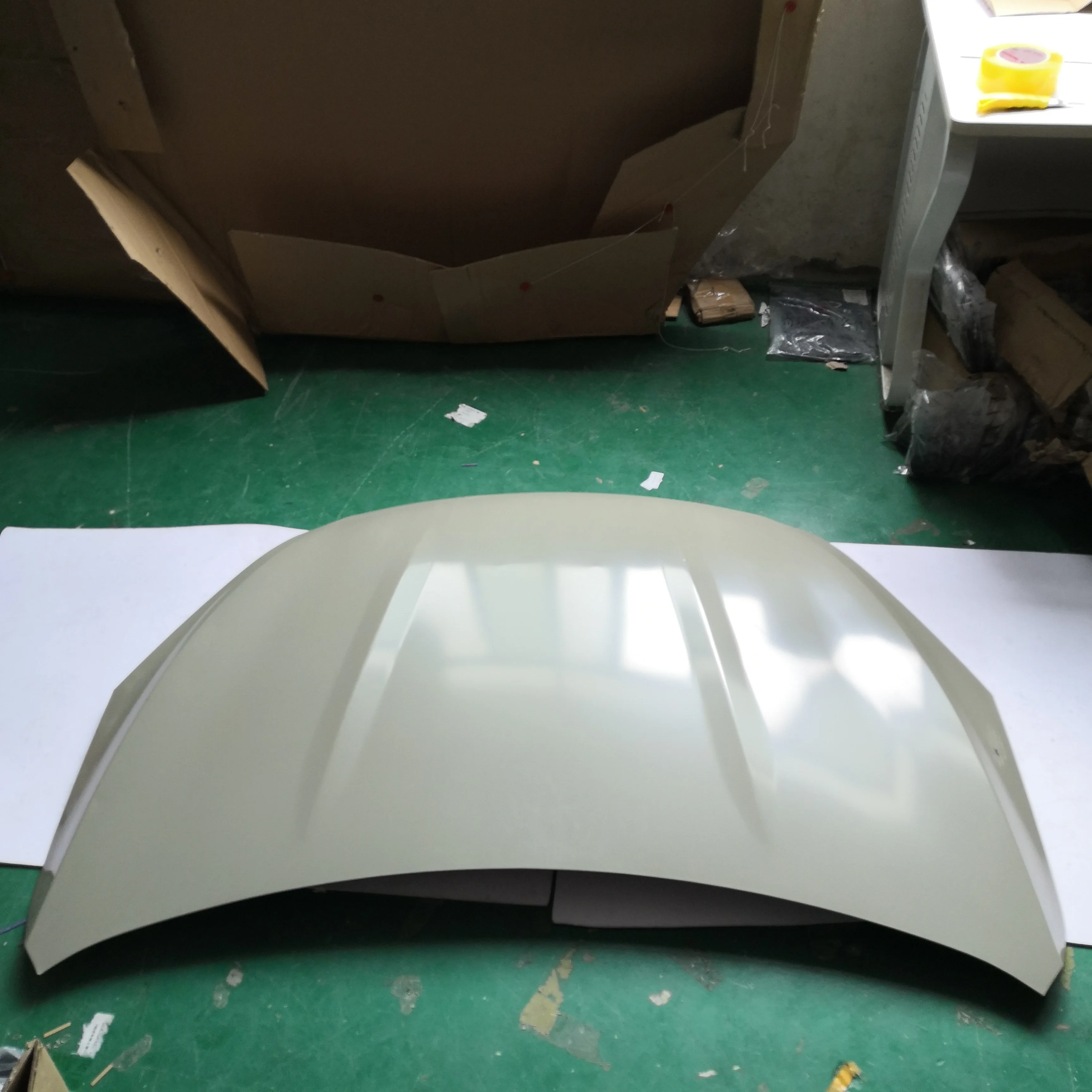 
 Передняя крышка для Changan CS35 OEM 8408300-W01  