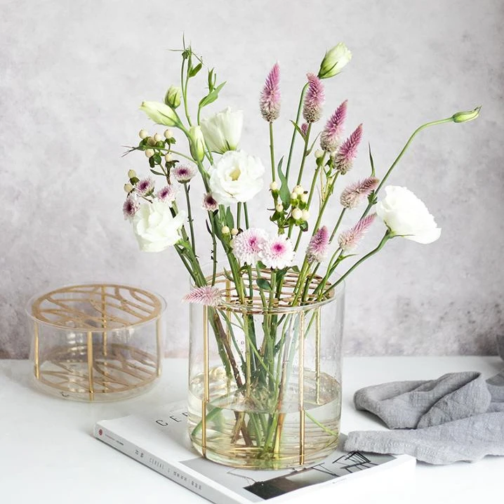 
Роскошная стеклянная ваза для цветов с металлической золотой сеткой для домашнего декора 
