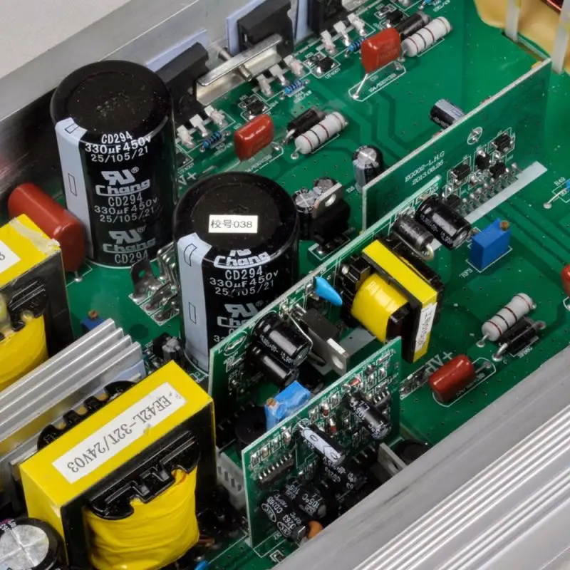 
Чистый синусоидальный инвертор постоянного тока в переменный ток 5000 Вт 12 В 220 В 