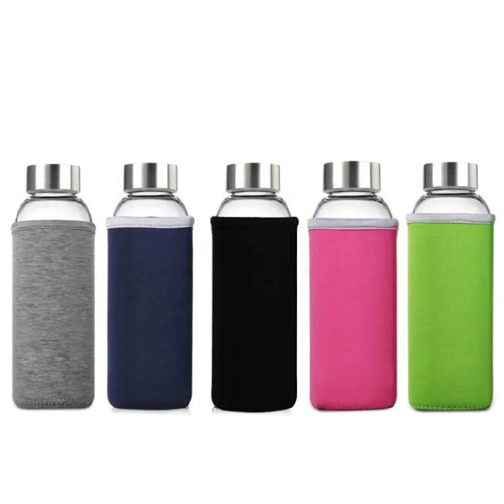Оптовая продажа, 550 мл, небьющиеся цветные прозрачные матовые боросиликатные бутылки для питьевой воды с силиконовым рукавом