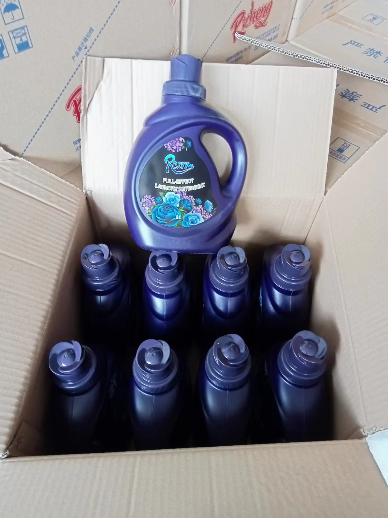 liquid detergent 2L.jpg