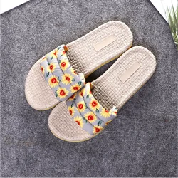 Нескользящие модные трендовые Милые Пляжные сандалии для маленькой девочки, стильные тапочки для детей