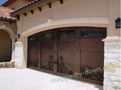2082 garage door main.jpg
