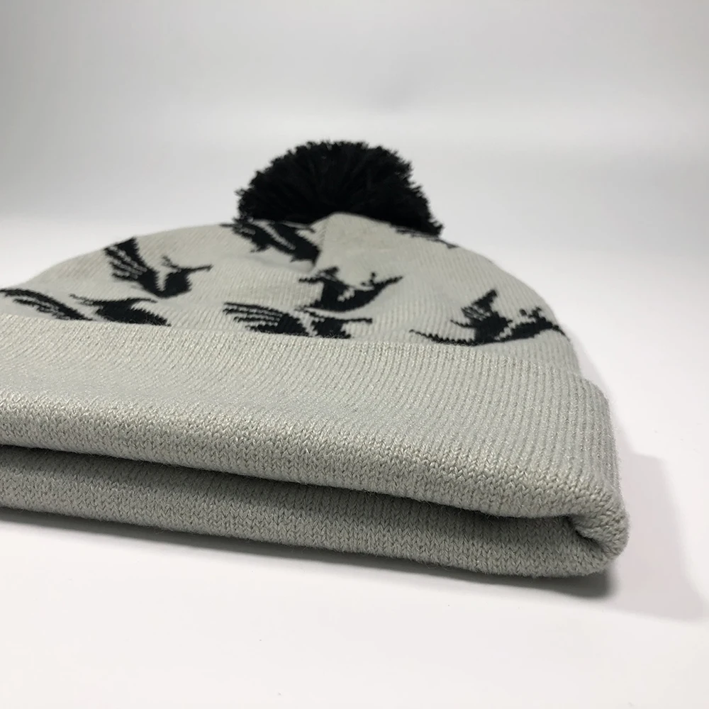 pom pom beanie knit (6).jpg