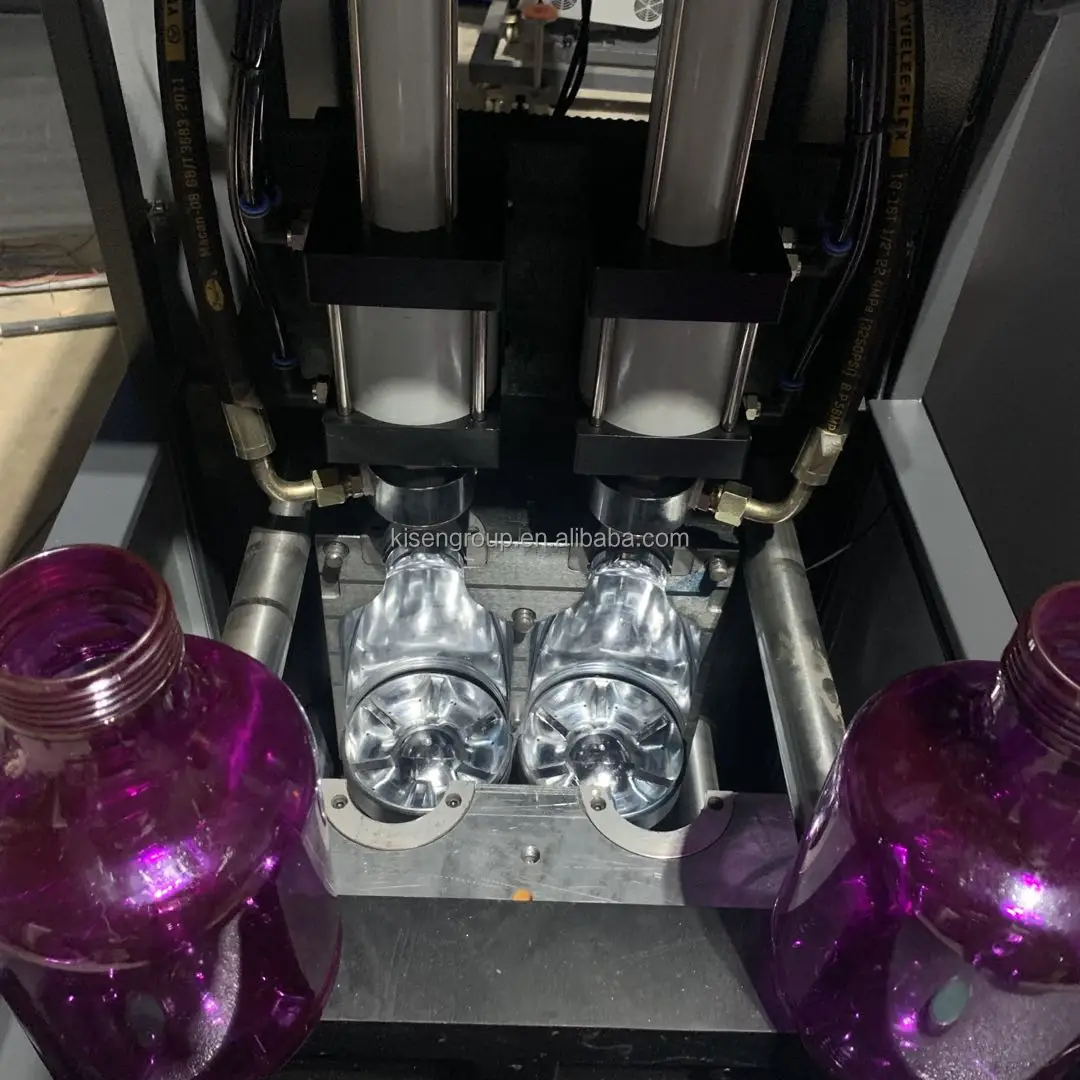 plastic mould machine.JPG