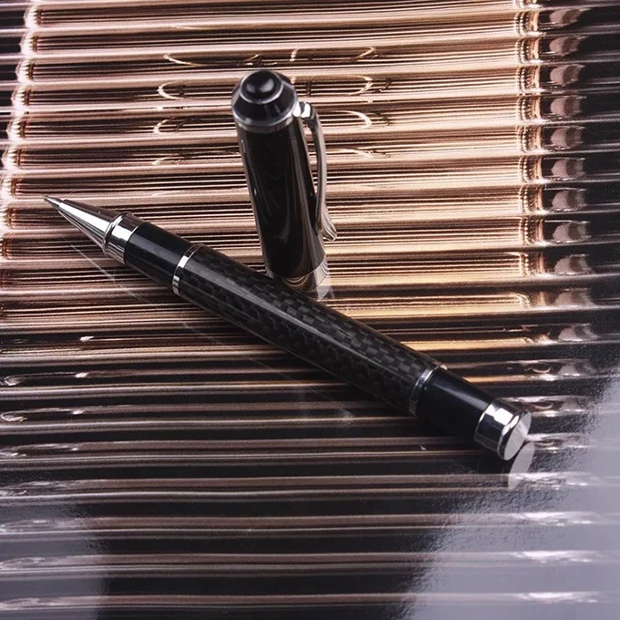 
Тяжелая Роскошная шариковая ручка с металлическим роликом и логотипом под заказ, ручка из углеродного волокна 