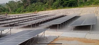 campo placas solares