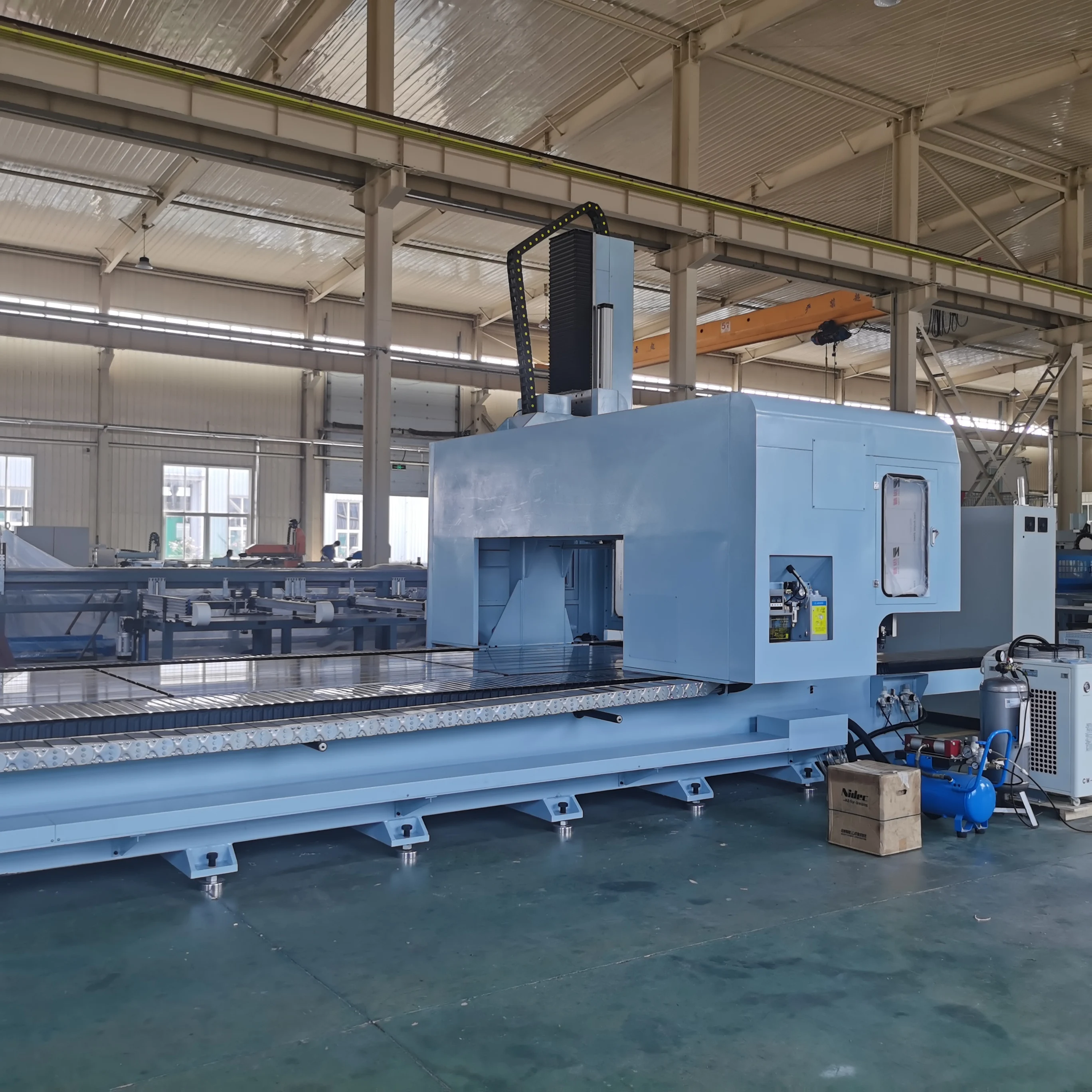 5 axis CNC Machining Center  Five axis Drilling and Cutting center for aluminium profile