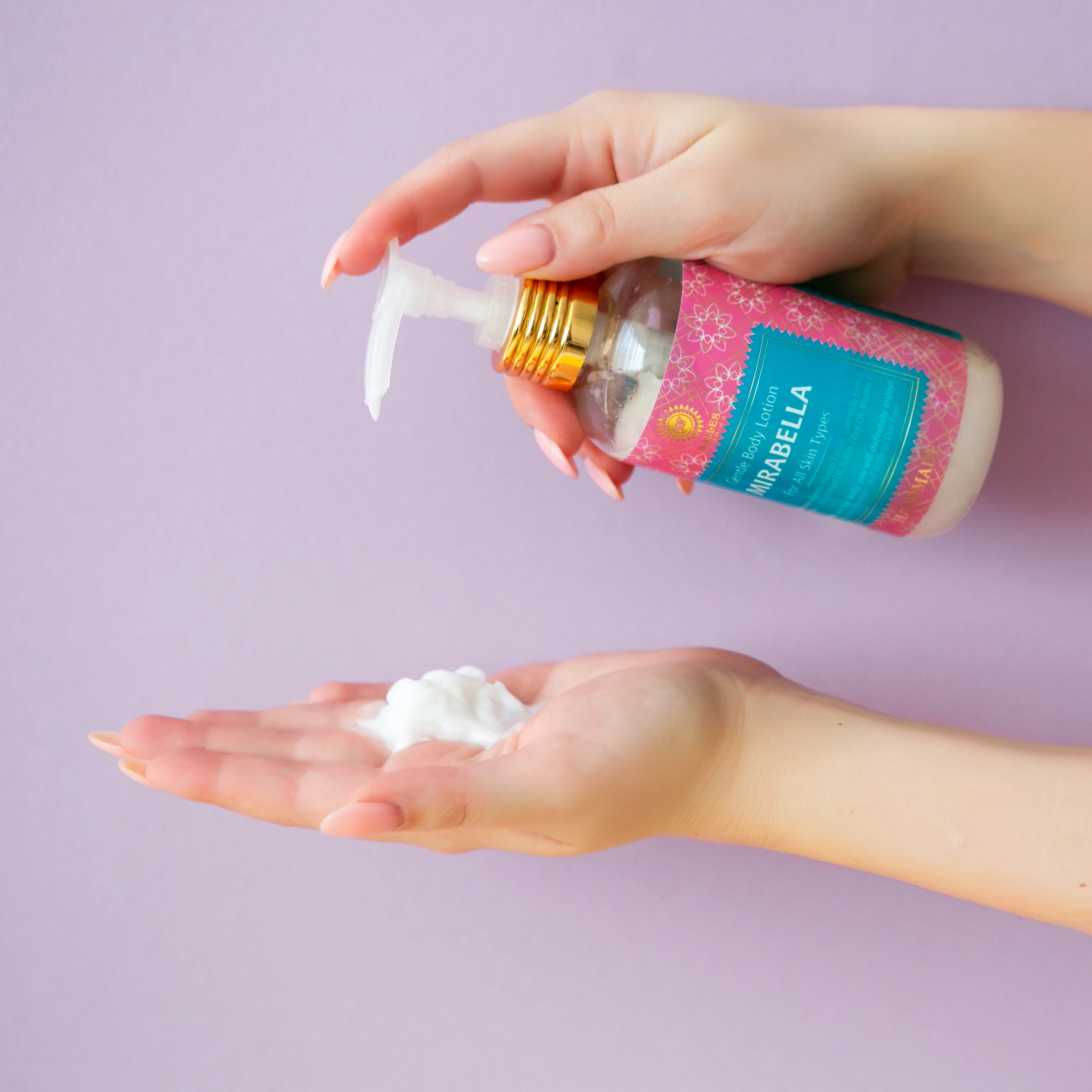 2024 New Organic Cream Lotion Daily Skin Care Fruit Flavored Hyaluronic Acid Luxurious Moisturizing Treatment Lightening Herbal