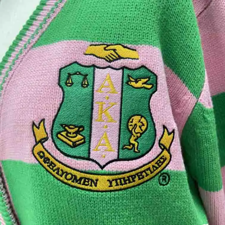 Breathable customized AKA women sweater soror pink and green solid colors cardigan sustainable knitwear