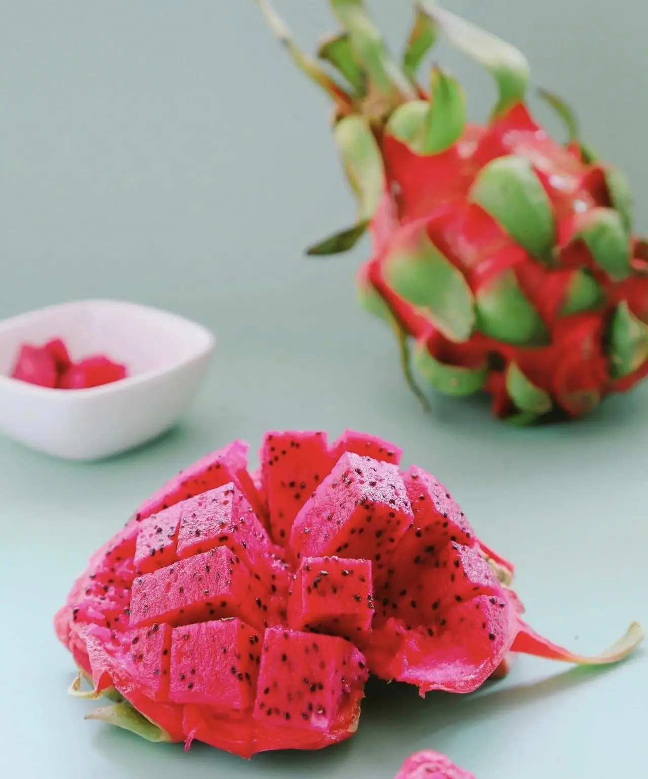 Import with Confidence and Retailers Rejoice Fresh Dragon Fruit from Viet Nam for wholesaler (+84983028718)