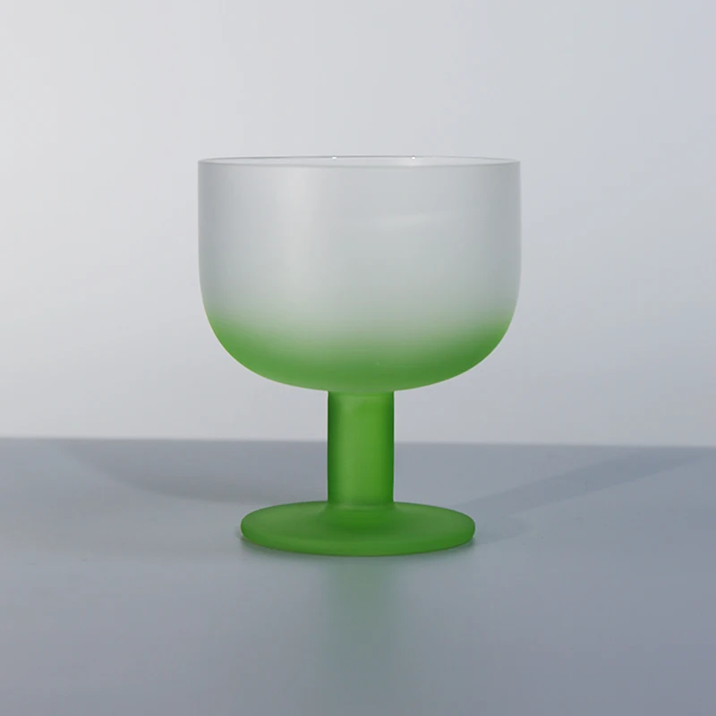 Goblet Cup Classic Factory Hot Selling Ice Cream Glassware Colorful Wine Drinkware Fashion Goblet Glass Cup