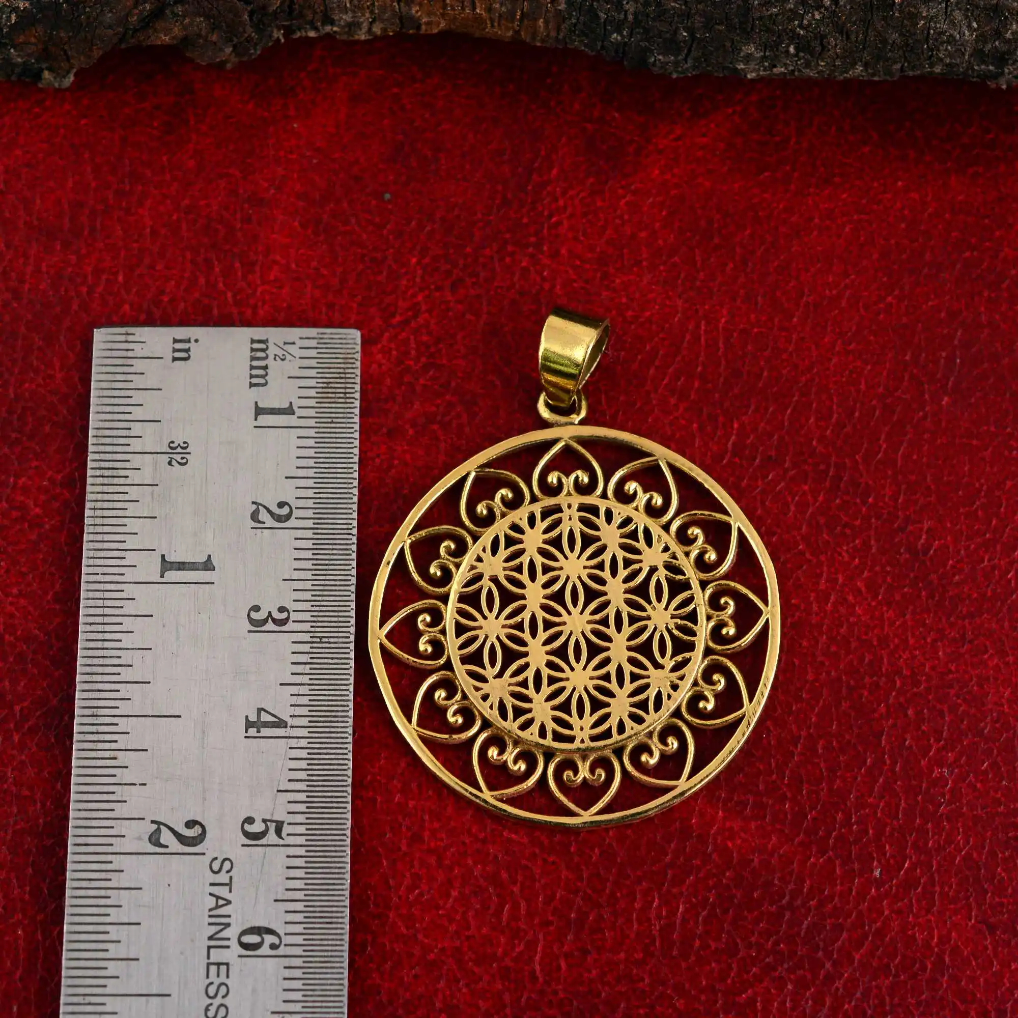Yiwu Meise 18k gold plated or brass Flower of Life Pendant Stainless Steel Flower of Life Necklace