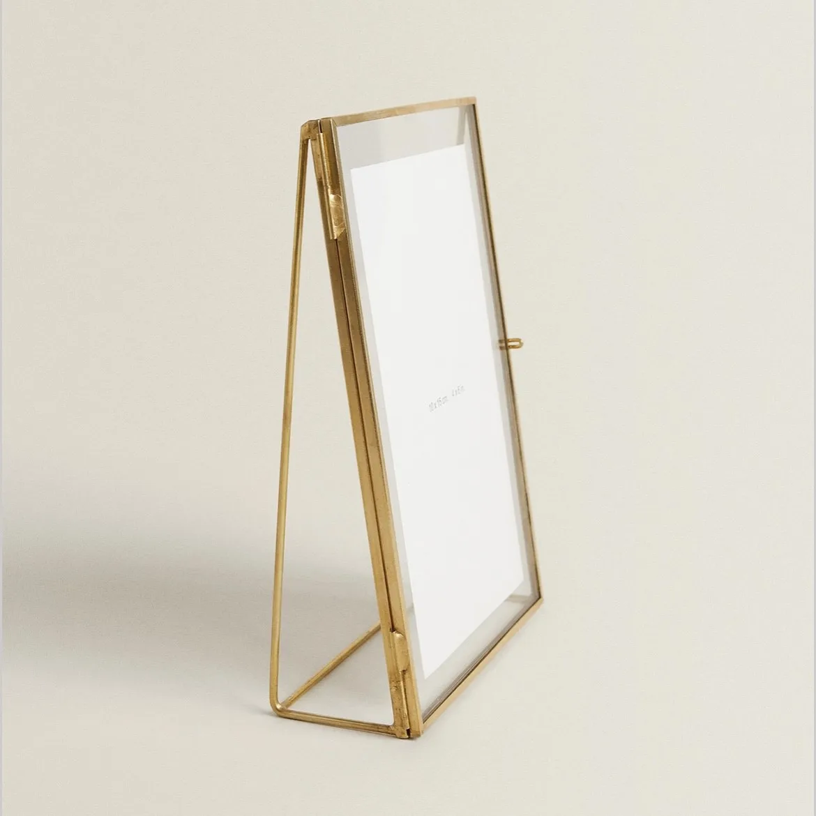 Золотые декоративные 5x7 4x6 металлические рамки для картин столешницы с металлической подставкой фотографий и прессованных цветов