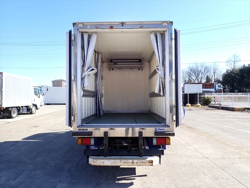 Used Good Conditioned ISUZU ELF Freezer Trucks For Sale