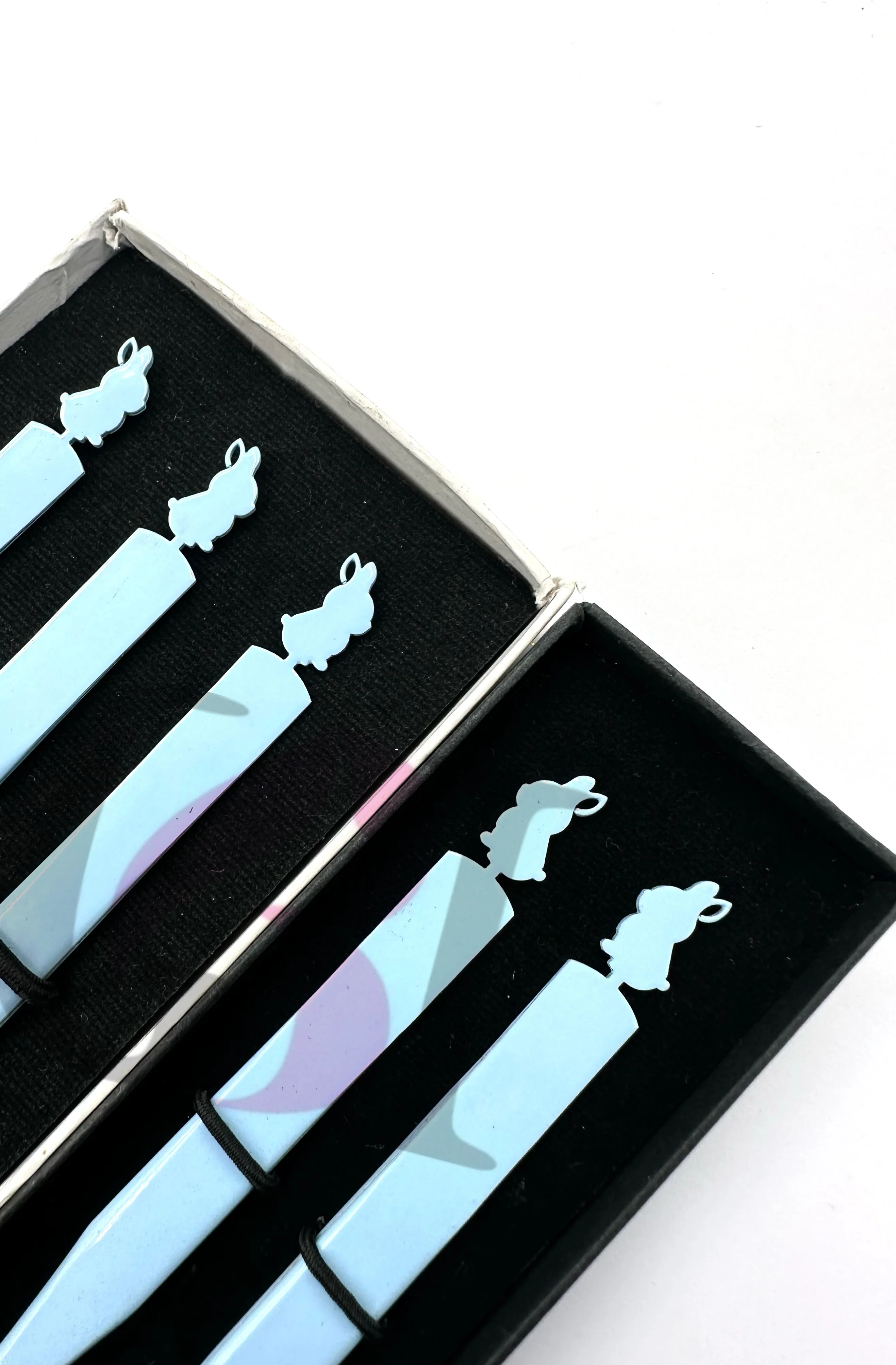 Professional Ice Blue Powder Coating 90 Degree Back Side Bunny Silver Tip Eyelash Extension Tweezer Silver Tip Beauty Instrument