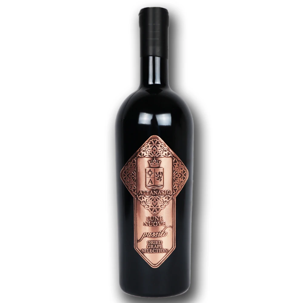 Type origin shelf life meditation style for dry party wine drinking Attanasio Lune nuove Passtio IGP Salento 2019 from Italy