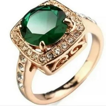 92.5 Sterling Silver With Gold Polish Natural Green Emerald Gemstone Latest Simple Design Ring
