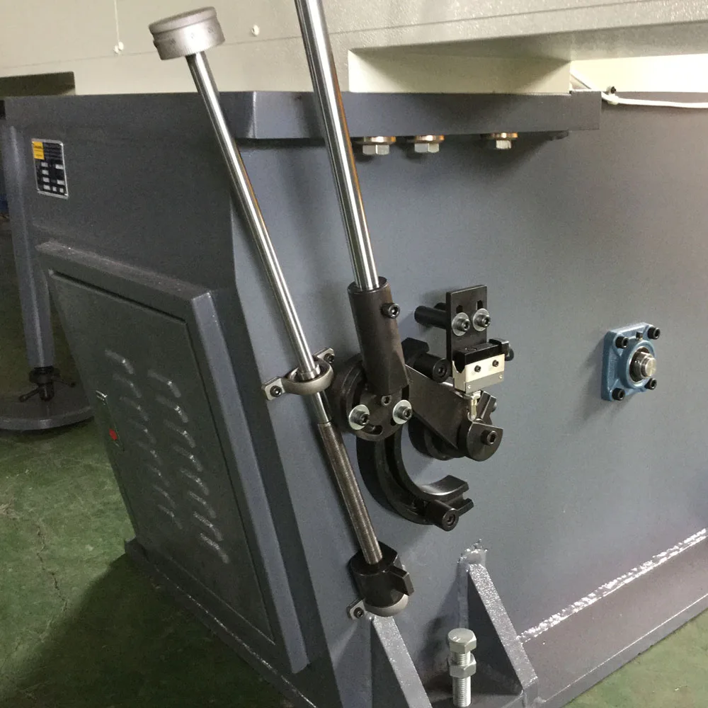 Машина для выпрямления и