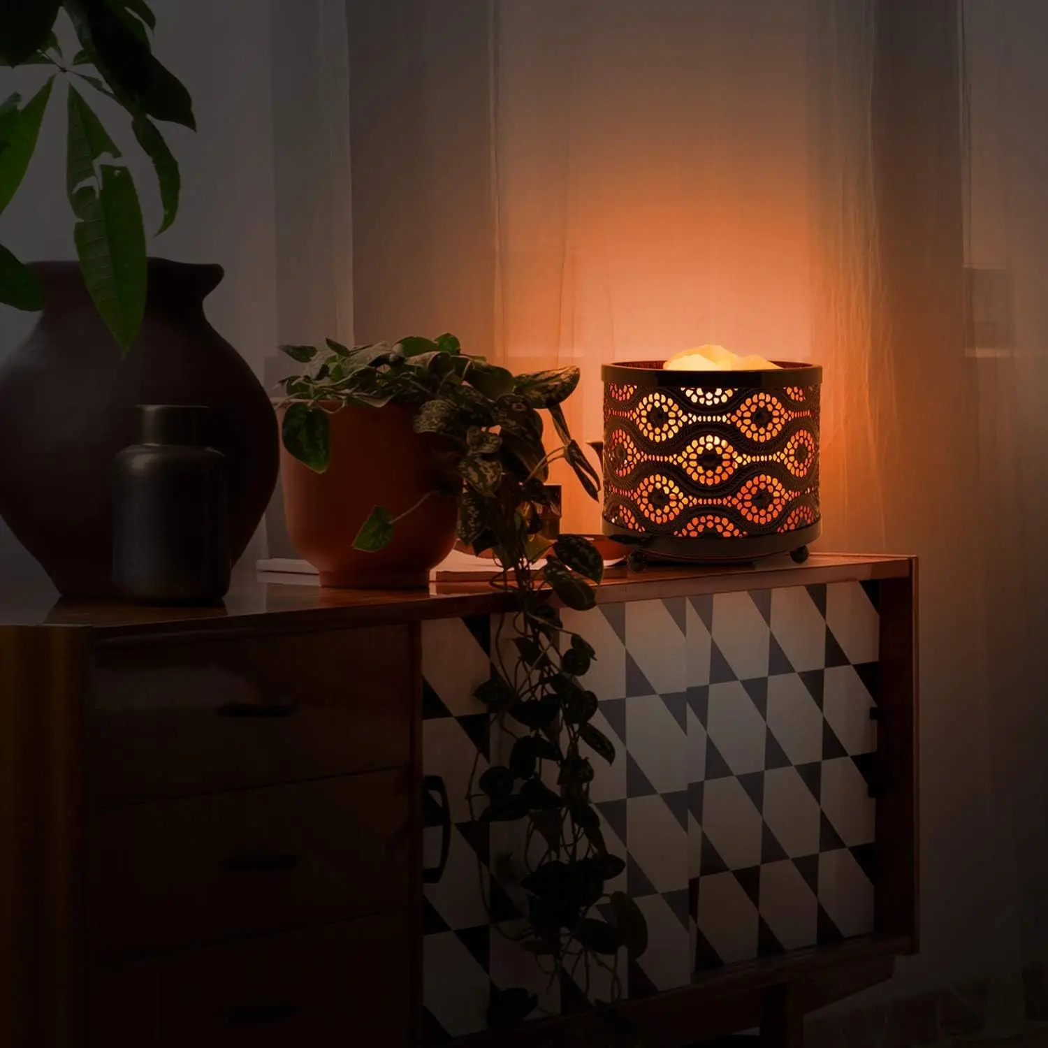 Export Quality Natural Pakistani Himalayan Lamp with Salt Chunks in Mosaic Design Metal Basket Night Light