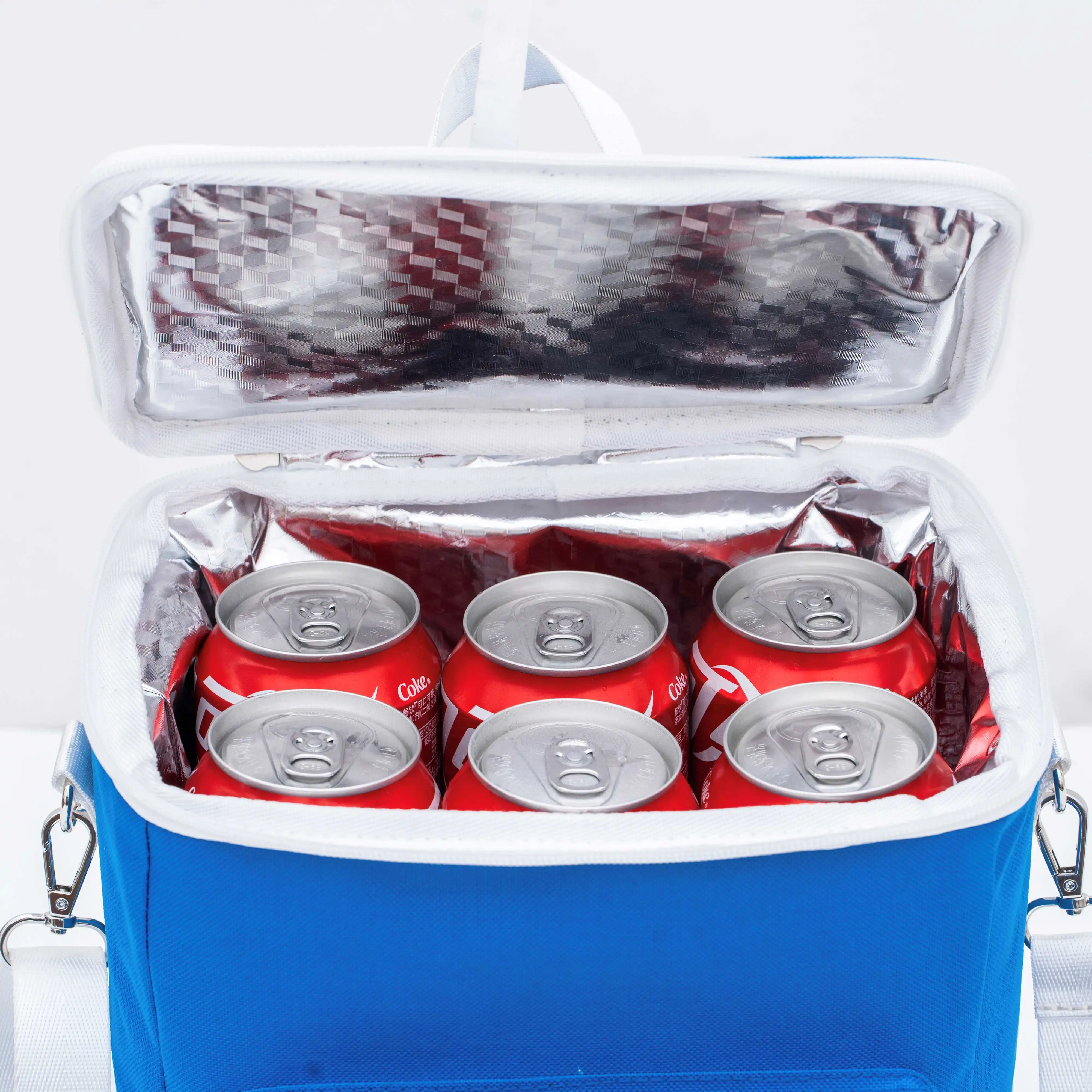 Best Seller Soft Portable Cooler Bag with Built in Speakers Wireless Speaker Cool Ice Pack