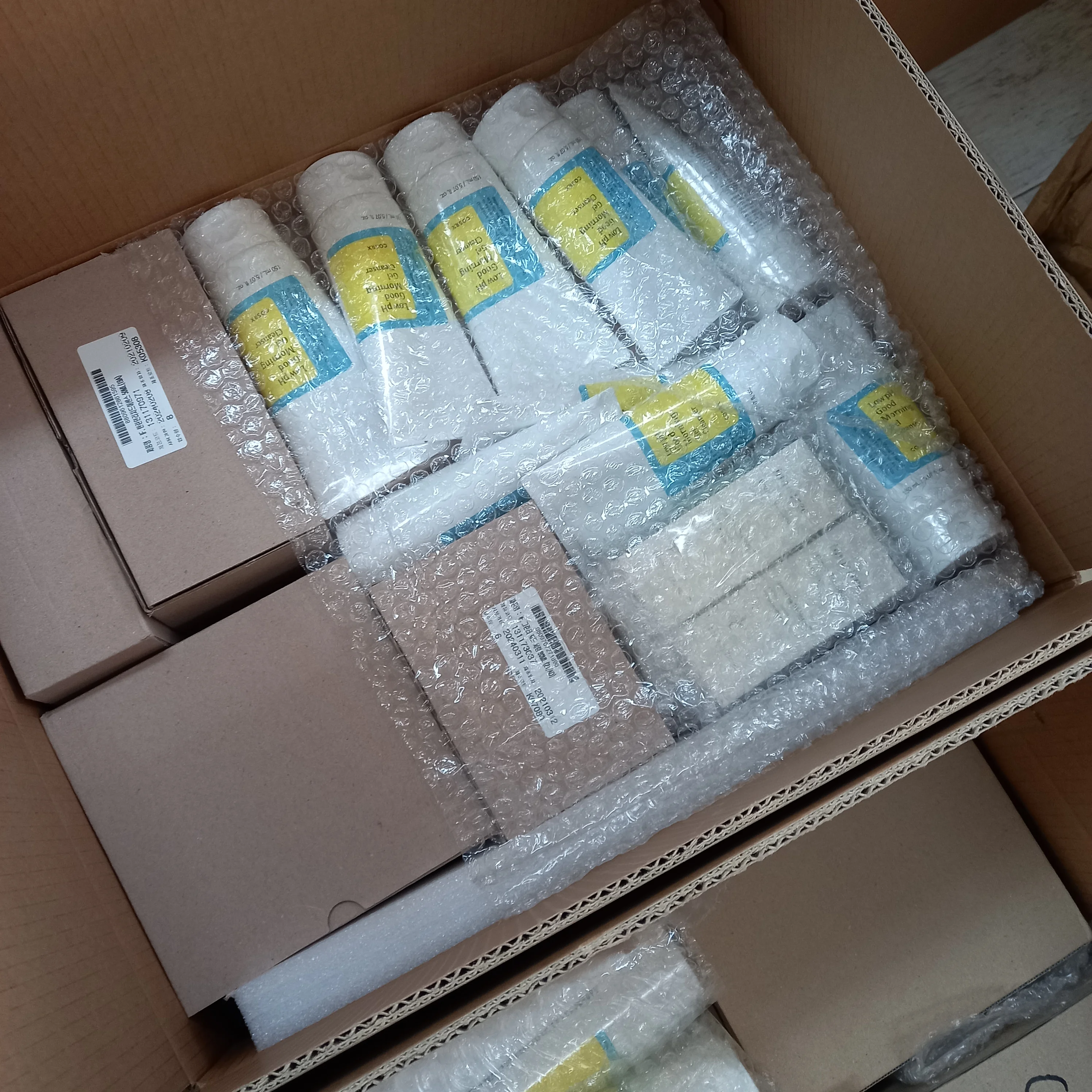 Korea cosmetic wholesale skin care face serum COSRX  Korean Skincare Routine Skin Cycling Niacinamide and Snail Mucin