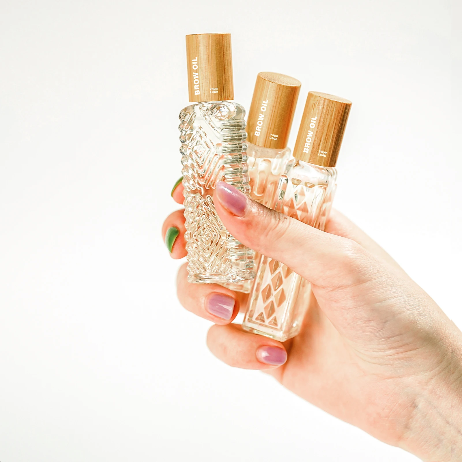 Private Label nourishing brow oil eyelash oil castor oil gold organic vegan cruelty free eyebrow and eyelash growth serum