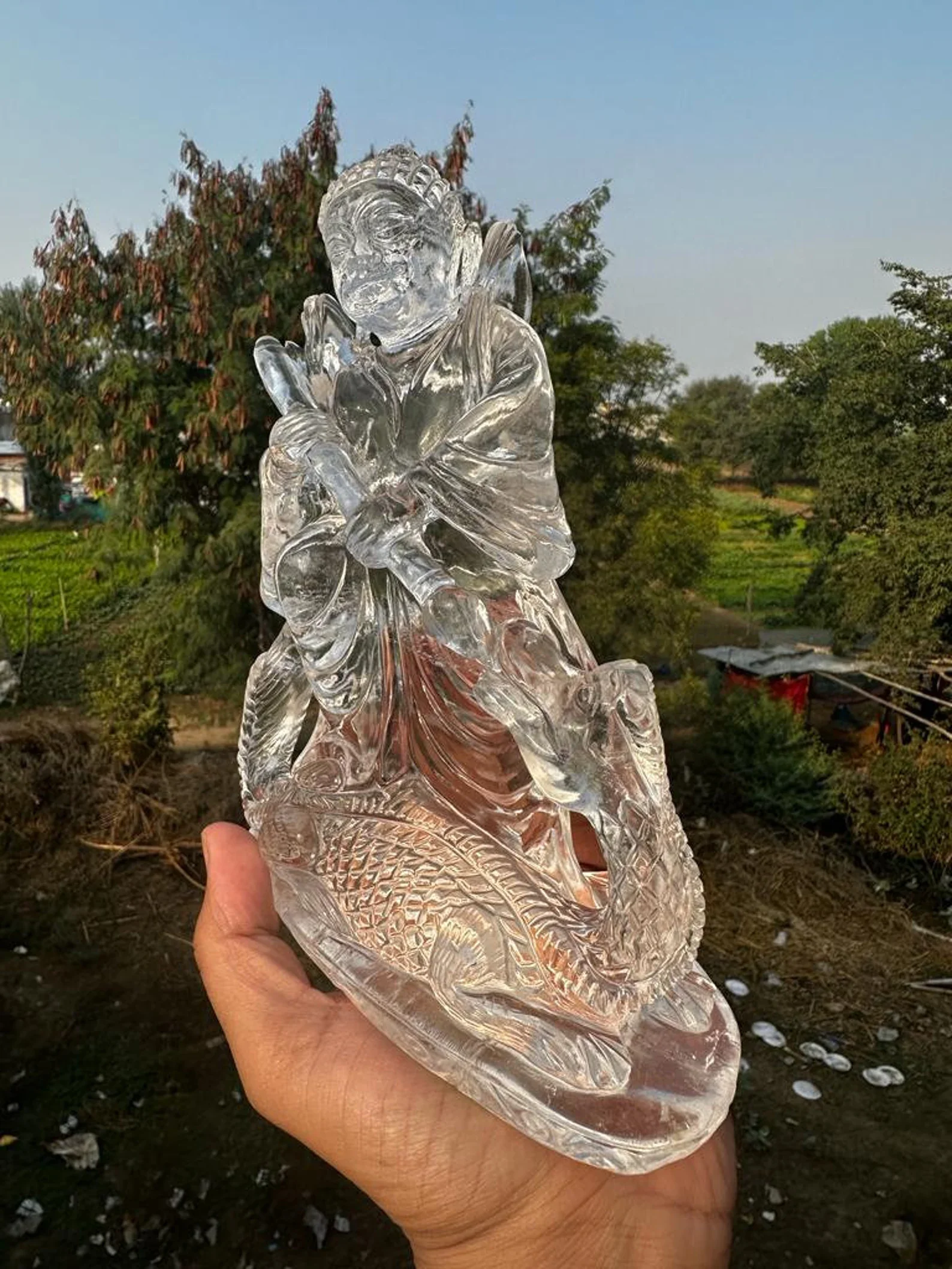 AA Clear Quartz Chinese Saviour Hunting Dragon Carving Feng Shui Home Decor Semi-Precious Stone Crystal Dragon Hunter Sculpture