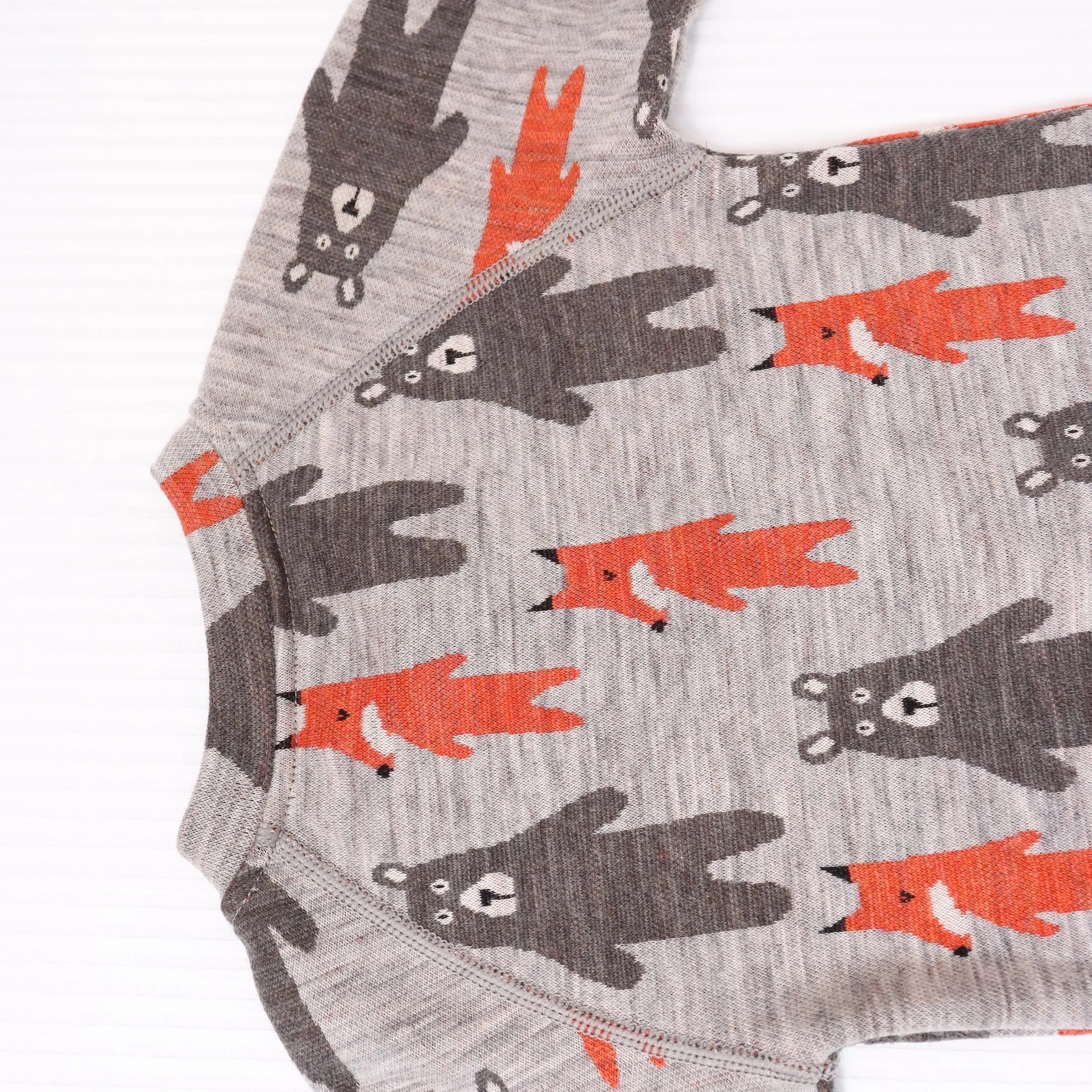 LEHEHE   Customized 100% merino wool babys body wear  jumpsuit with cute cartoon pattern