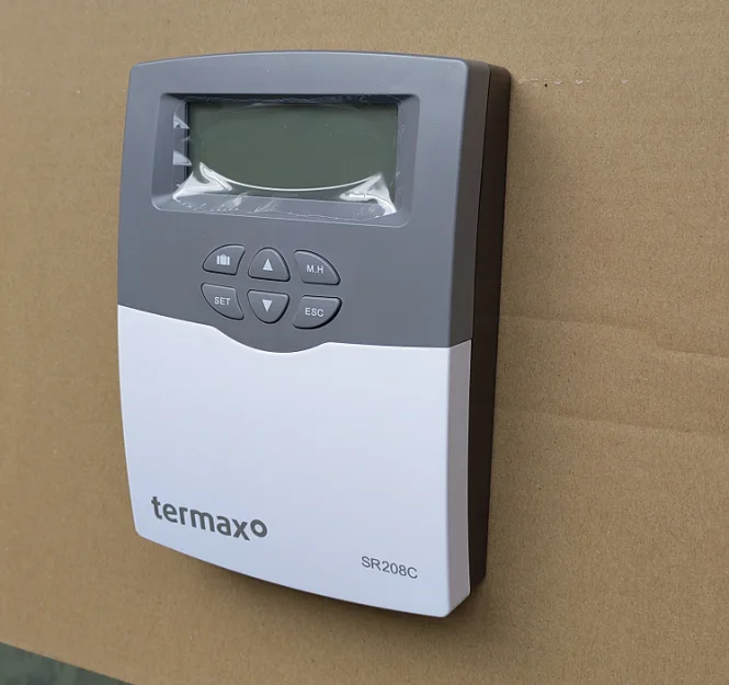 Солнечный контроллер SR208 с функцией Wi-Fi для солнечного нагревателя под давлением