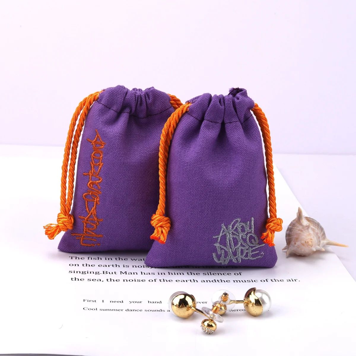 High Quality Small Canvas Cosmetic Gift Jewelry Bag Custom Embroidery Cotton Drawstring Pouch