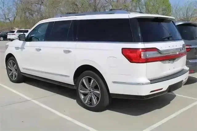 Лидер продаж подержанные автомобили низкий пробег левый руль 2019 Lincoln навигатор L 4x4 резервный 4dr внедорожник Белый Платиновый для продажи