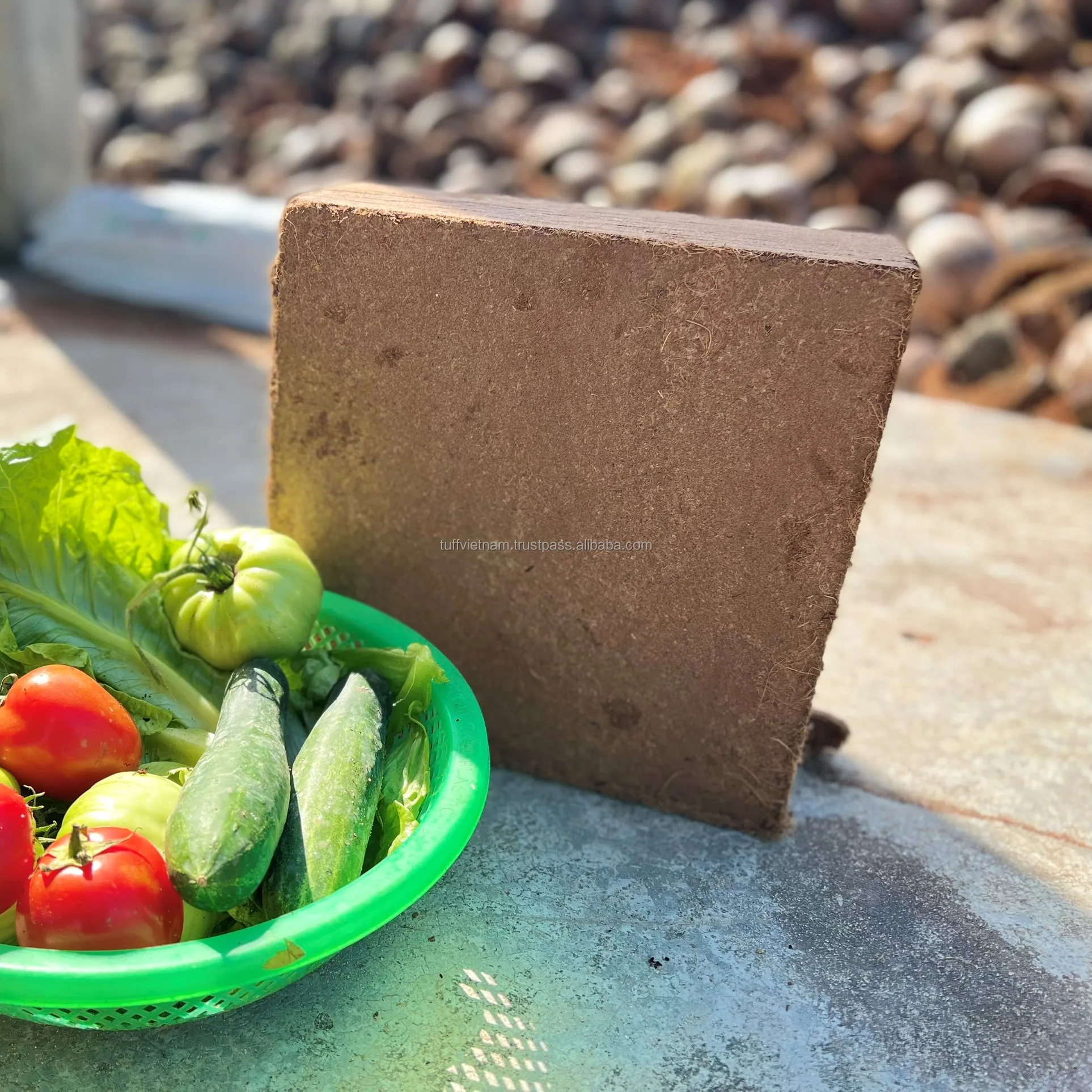 Nursery pot for cocopeat High Quality Coco Peat Low EC Washed Coir Peat Pressed Bales Of 5kg Suitable For All Kinds Of Plants