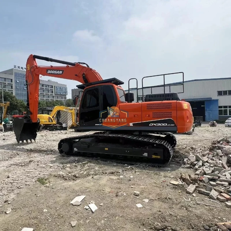 High Performance Used Doosan DX300 Excavator Korean 100% Original Hot Sale with Core Components Pump Motor Bearing