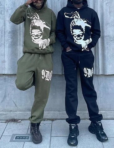 Custom Heavy Weight Sweatsuits Tracksuit Thick Fleece 100% Cotton Puff Printing Hoodies And Flare Sweat Pants Suit Stacked