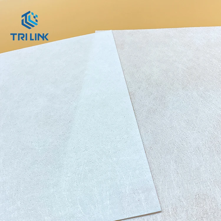 Long-fibre polyester/non-woven polyester matting reinforced underlay matting for the waterproofing industry