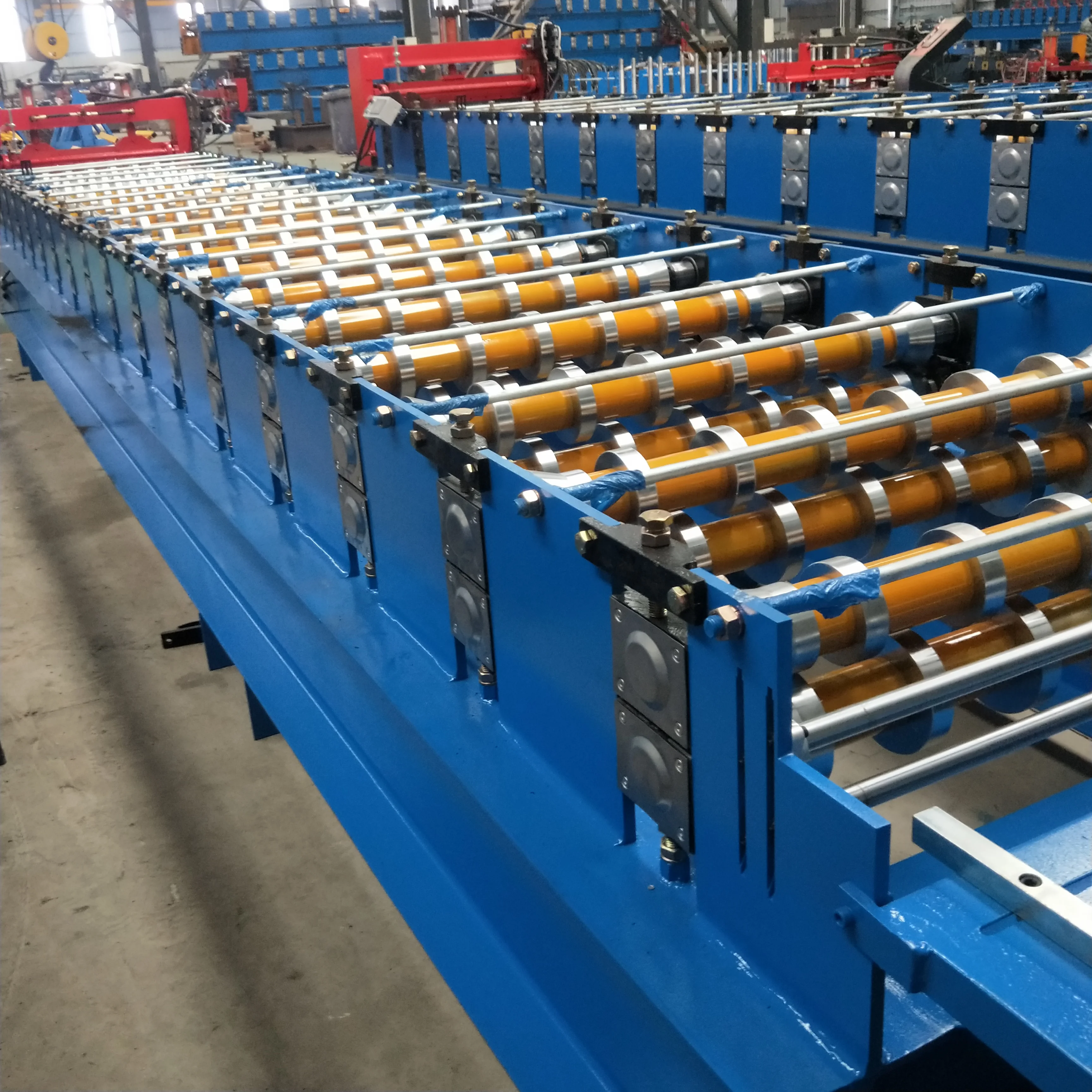 Low price metal steel sheet roofing roll forming machine for sale