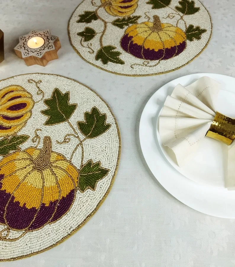 2024 BEADED PLACEMATS Factory custom beaded coaster handmade glass beads animal style cup mat placemat table runner03