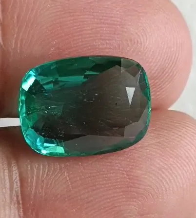 Natural Zambian Emerald 16x12mm rectangle cushion facet Thickness 5.8mm Weight 8.7 cts High quality Stone Best Color and Luster